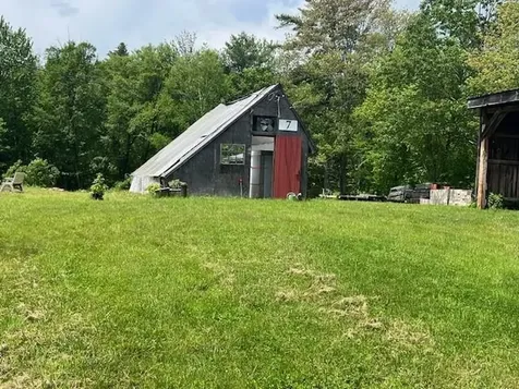 253 & 290e French Road Henniker NH 03242