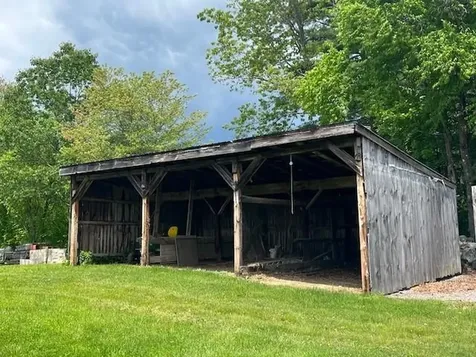 253 & 290e French Road Henniker NH 03242