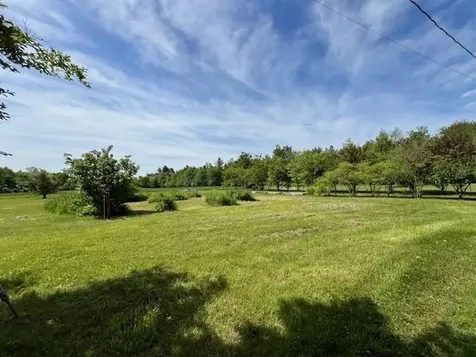 253 & 290e French Road Henniker NH 03242