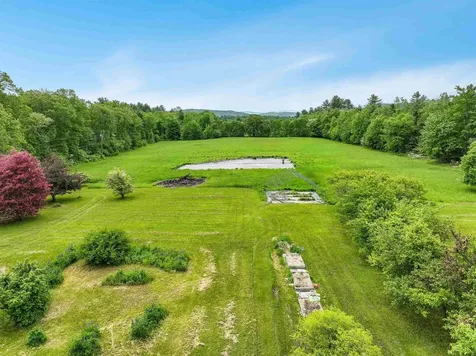 253 & 290e French Road Henniker NH 03242