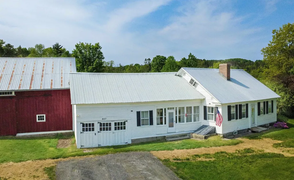 827 Old Cemetery Road Peacham VT 05862