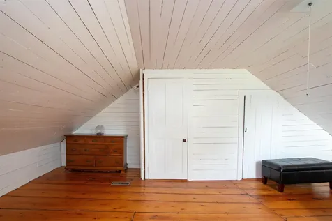 827 Old Cemetery Road Peacham VT 05862