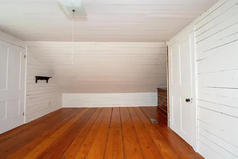 827 Old Cemetery Road Peacham VT 05862