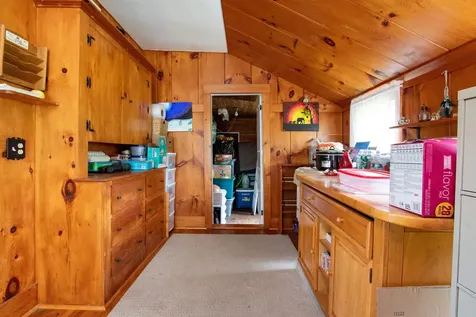 827 Old Cemetery Road Peacham VT 05862