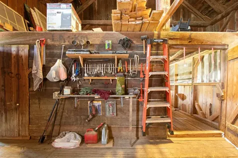 827 Old Cemetery Road Peacham VT 05862