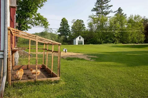 827 Old Cemetery Road Peacham VT 05862