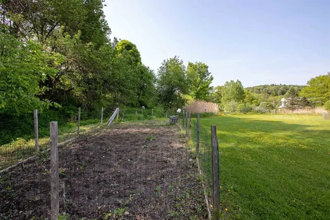 827 Old Cemetery Road Peacham VT 05862