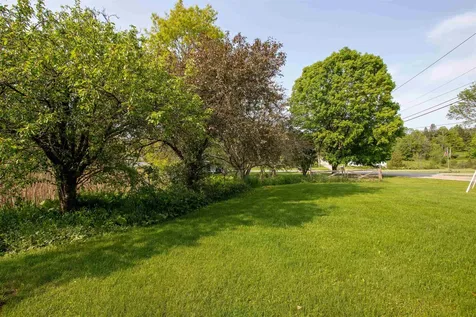 827 Old Cemetery Road Peacham VT 05862