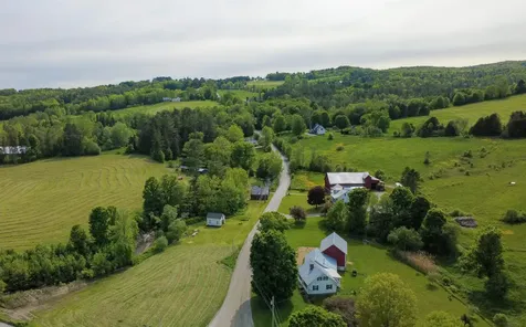 827 Old Cemetery Road Peacham VT 05862