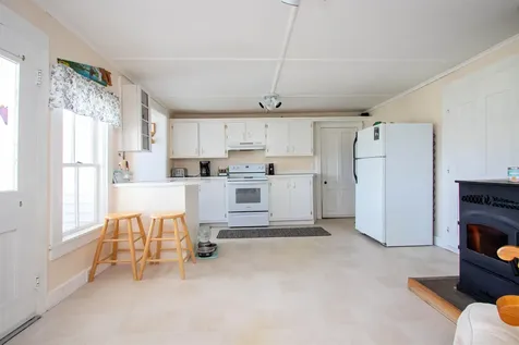 827 Old Cemetery Road Peacham VT 05862