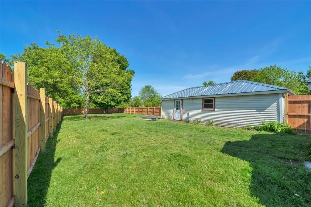 24 Huntington Street St. Albans City VT 05478