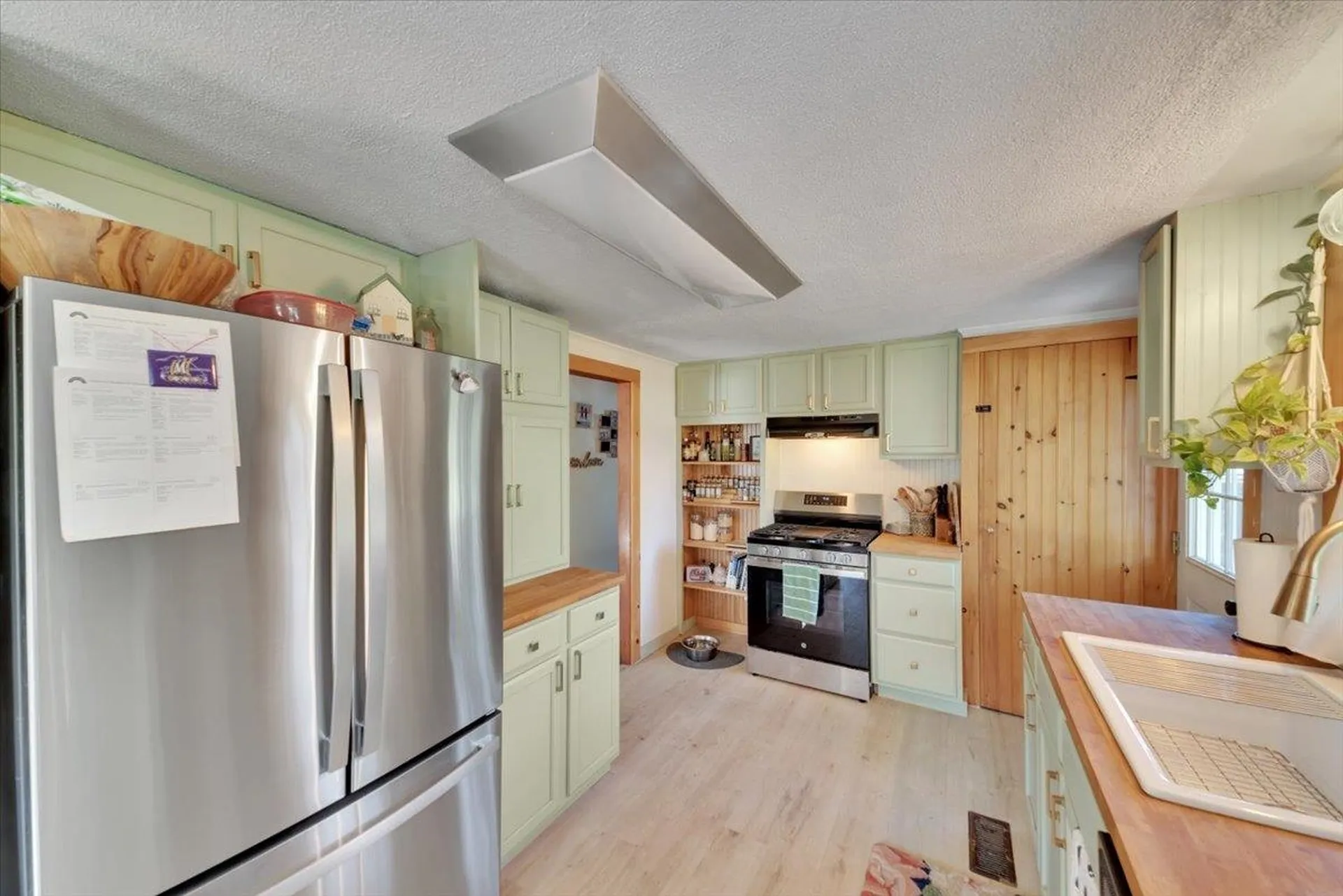 24 Huntington Street St. Albans City VT 05478