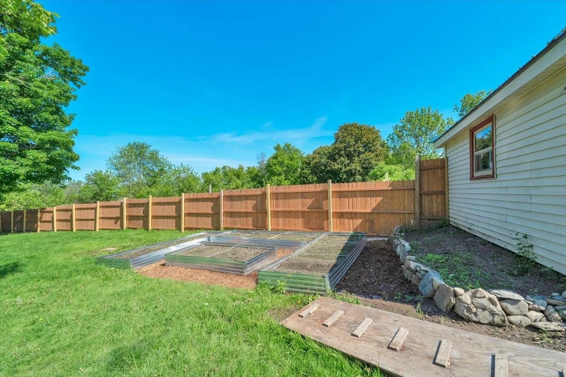 24 Huntington Street St. Albans City VT 05478