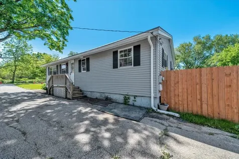 24 Huntington Street St. Albans City VT 05478