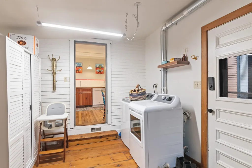 73 Manhattan Drive Burlington VT 05401