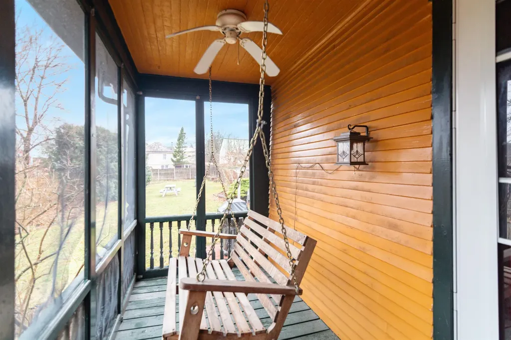 73 Manhattan Drive Burlington VT 05401