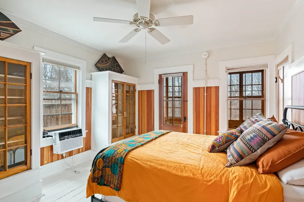 73 Manhattan Drive Burlington VT 05401