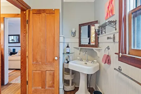 73 Manhattan Drive Burlington VT 05401