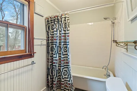 73 Manhattan Drive Burlington VT 05401