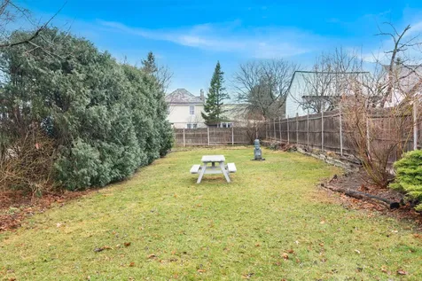 73 Manhattan Drive Burlington VT 05401