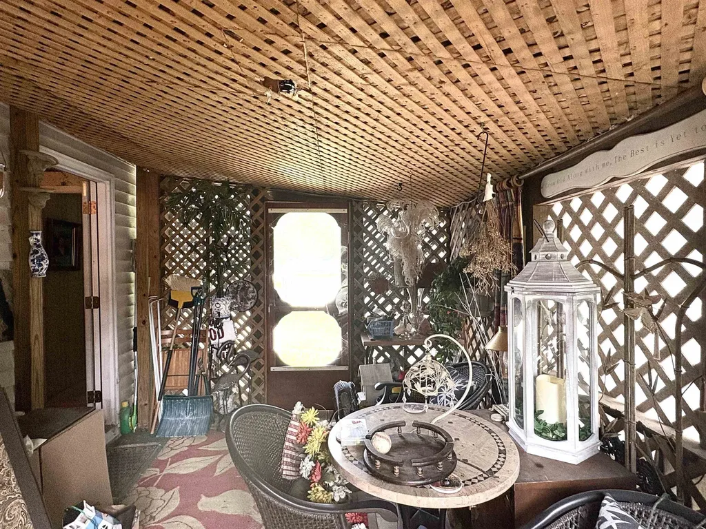 3 Englewood Drive Raymond NH 03077