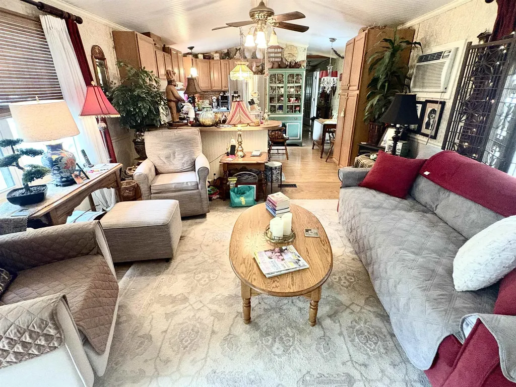 3 Englewood Drive Raymond NH 03077