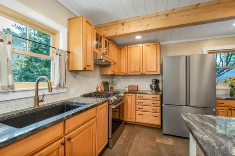 43 Oak Street Laconia NH 03246