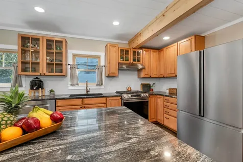 43 Oak Street Laconia NH 03246