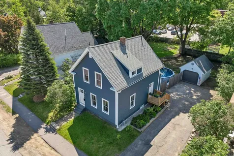 43 Oak Street Laconia NH 03246