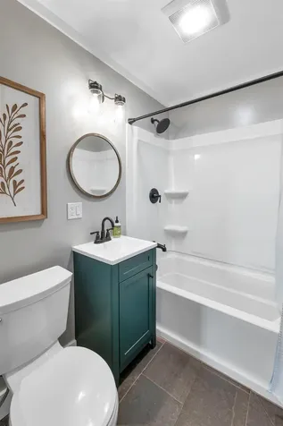 43 Oak Street Laconia NH 03246