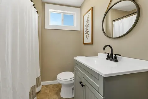 43 Oak Street Laconia NH 03246