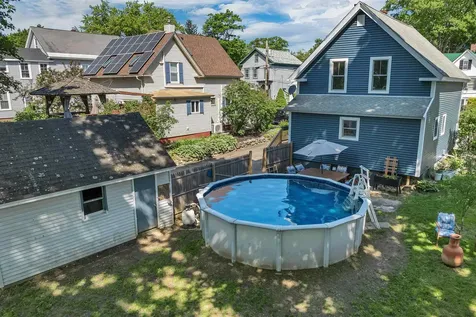 43 Oak Street Laconia NH 03246