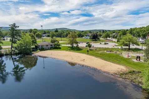 43 Oak Street Laconia NH 03246