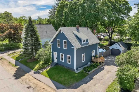 43 Oak Street Laconia NH 03246