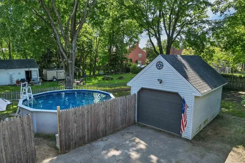 43 Oak Street Laconia NH 03246