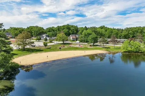 43 Oak Street Laconia NH 03246