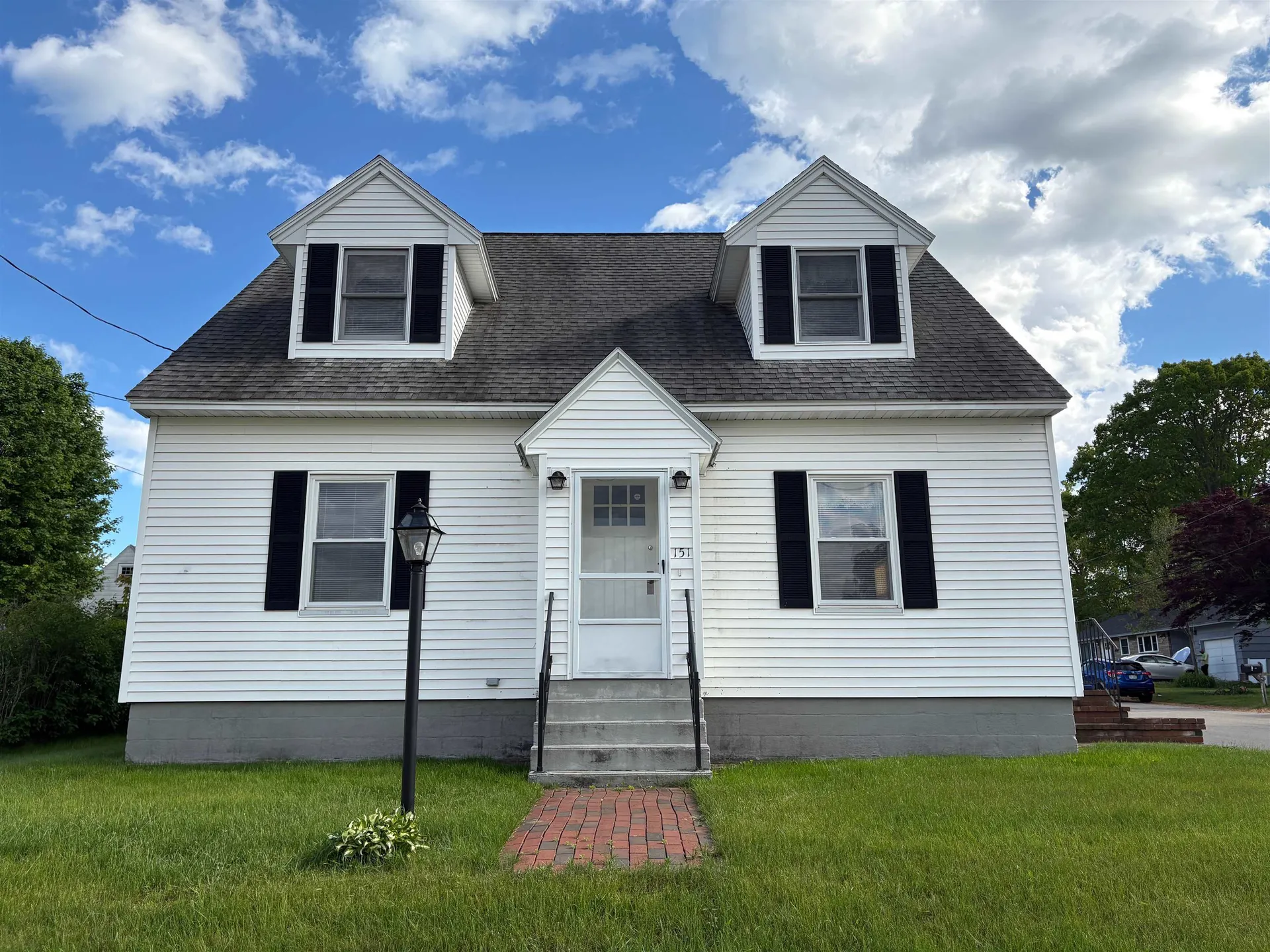 151 Norfolk Street Manchester NH 03103