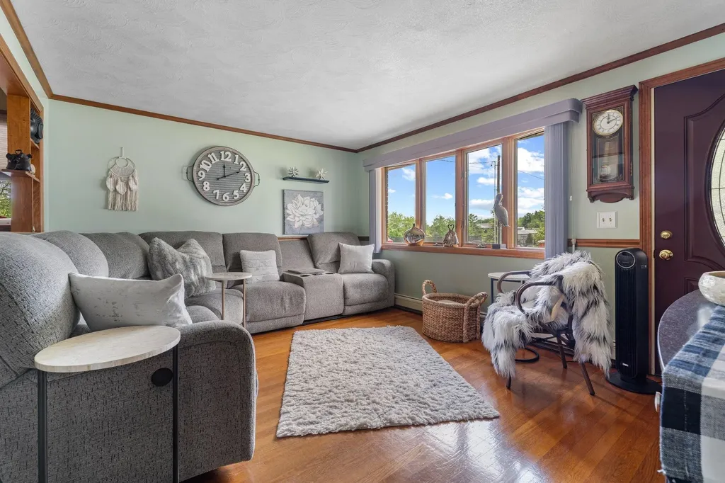 396 Huse Road Manchester NH 03103