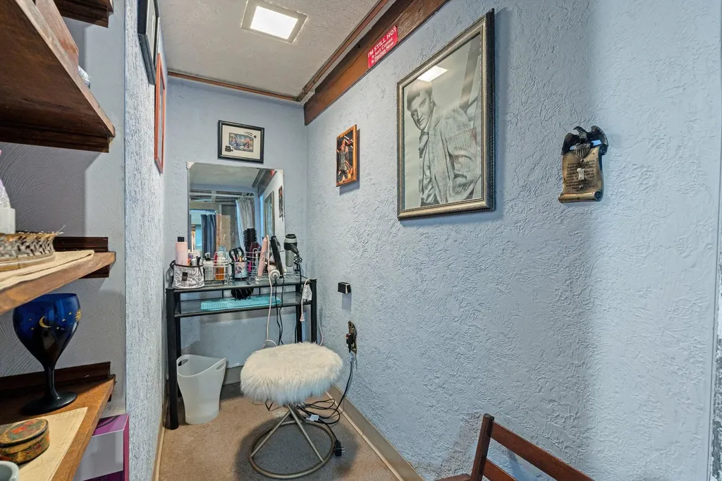 396 Huse Road Manchester NH 03103