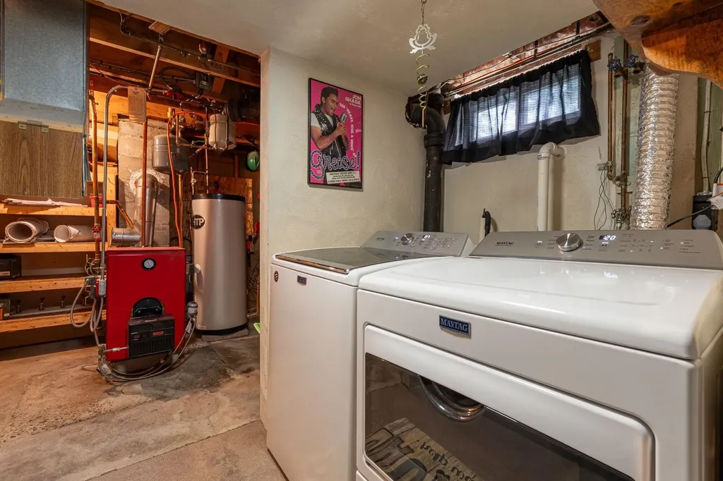 396 Huse Road Manchester NH 03103