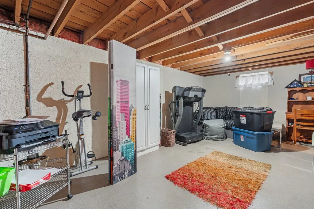 396 Huse Road Manchester NH 03103