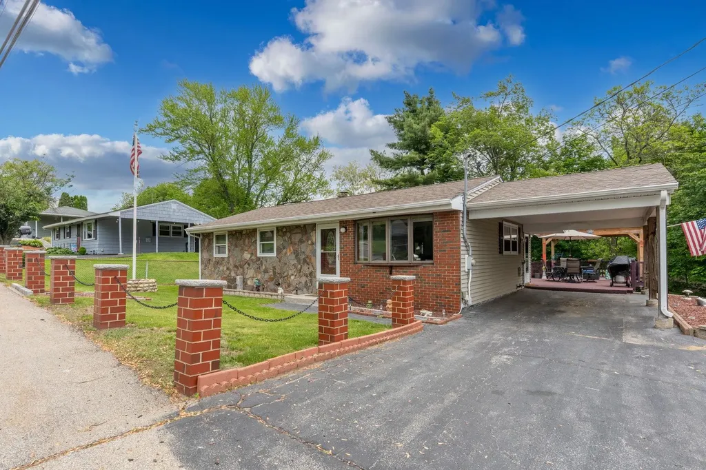 396 Huse Road Manchester NH 03103