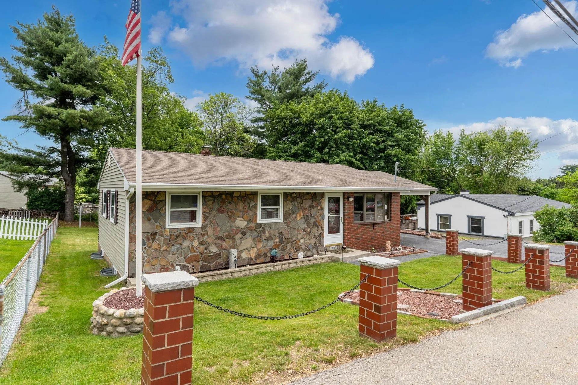 396 Huse Road Manchester NH 03103