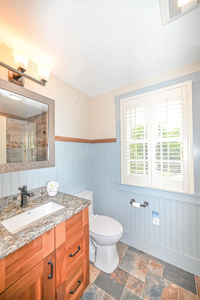 9 Lawes Avenue Bedford NH 03110