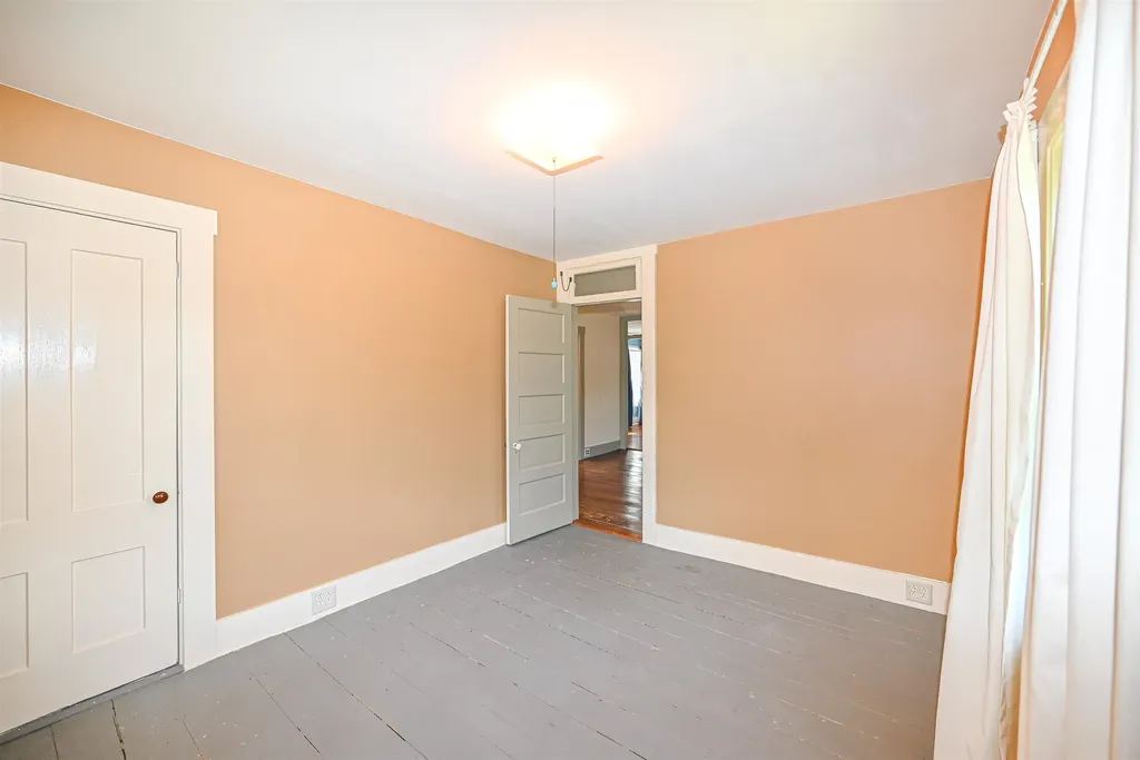 9 Lawes Avenue Bedford NH 03110