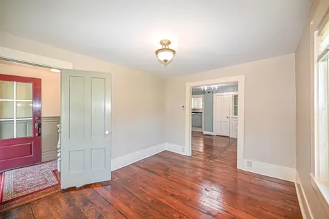 9 Lawes Avenue Bedford NH 03110