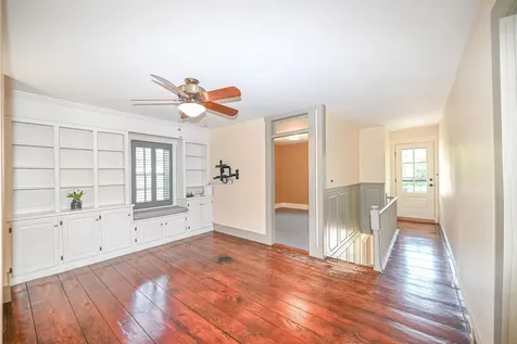 9 Lawes Avenue Bedford NH 03110