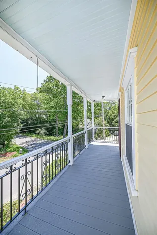 9 Lawes Avenue Bedford NH 03110