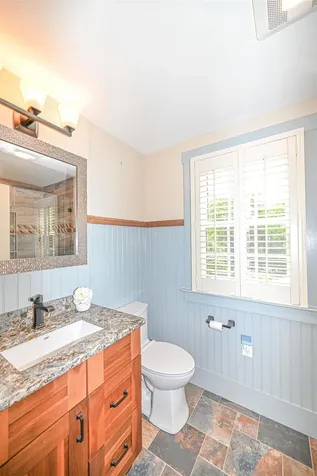 9 Lawes Avenue Bedford NH 03110