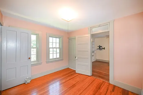 9 Lawes Avenue Bedford NH 03110